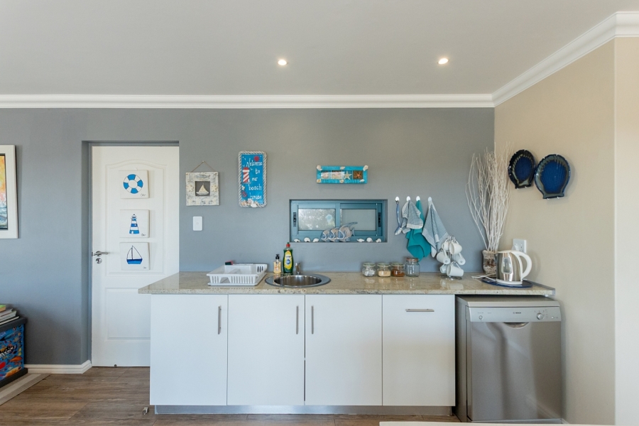 3 Bedroom Property for Sale in Blue Lagoon Western Cape